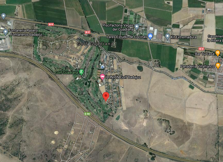 Local comercial en Urbanización Golf Guadiana en Badajoz. FR 44723 del RP de Badajoz 3
