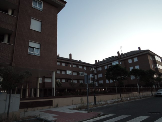 Commercial premises on the ground floor, located at C/ Vereda del Esquileo 15-17-19, in Ávila. FR 52479 RP Ávila nº 2