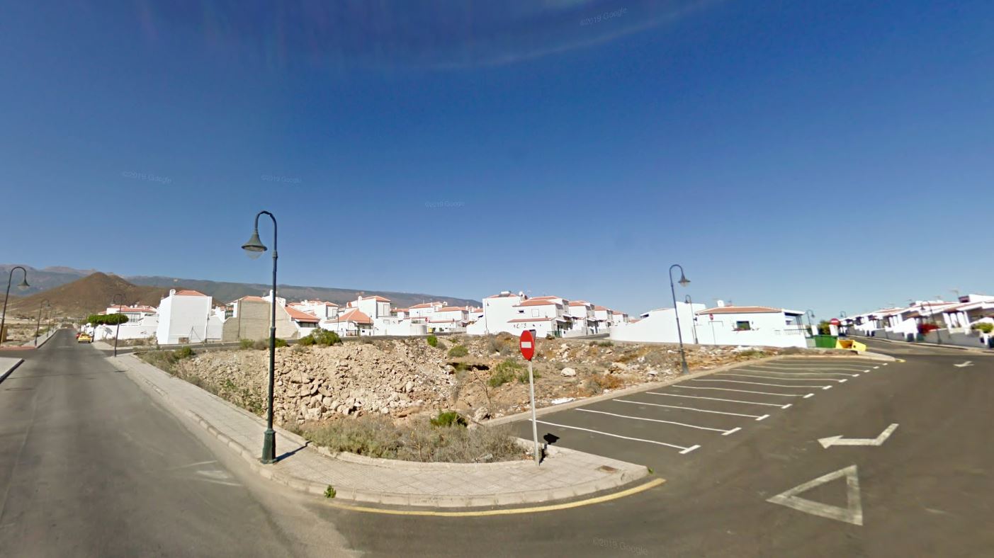 1/8 Urban plot in Arico (Santa Cruz de Tenerife). FR 5026 RP Granadilla de Abona