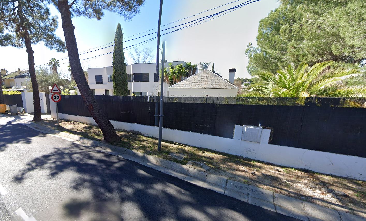 Vivienda unifamiliar en Urb. Las Lomas, C/ Valle de Izalco, de Boadilla del Monte, (Madrid). FR 10835 RP Boadilla del Monte