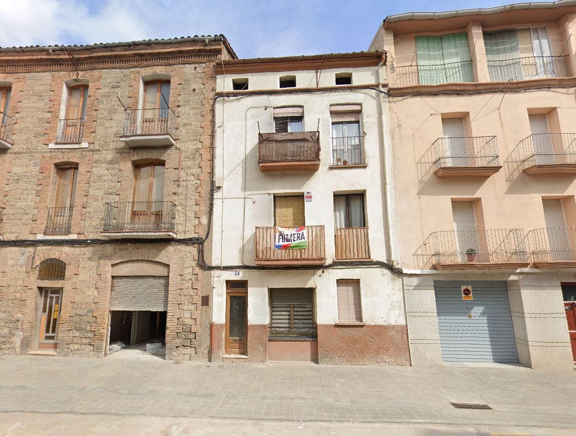 Mitad indivisa de la vivienda nº3 de orden, en planta 2ª, sita en C/ Carretera, de Sallent (Barcelona). FR 4244 RP Manresa 2