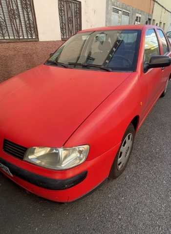 Seat Córdoba. Matrícula 2495BPH