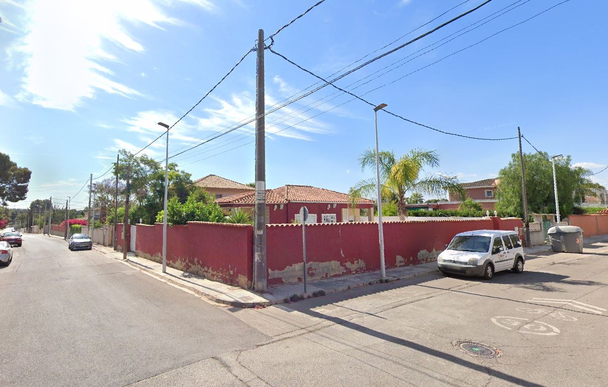 50% of a villa located at C/ Jorge Juan, Perla de Alcedo area, Ribarroja (Valencia) FR 8477 RP Benaguasil