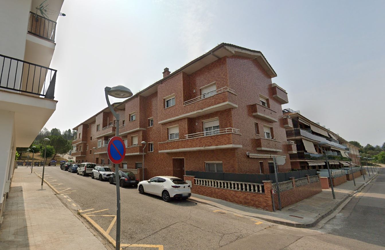 Vivienda 3ª con trastero nº7, sita en C/ Manresa, del Pont de Vilomara i Rocafort. FR 2147 RP Manresa 4