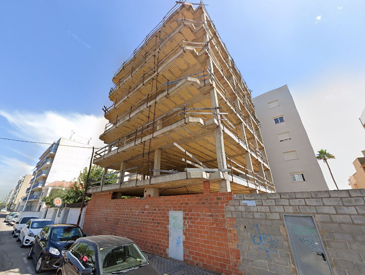 Lote de 4 inmuebles sitos en Avda. Mediterráneo, de la Playa de Nules (Castellón). FR 43096; 43097; 43098 y 43102 RP Nules 3