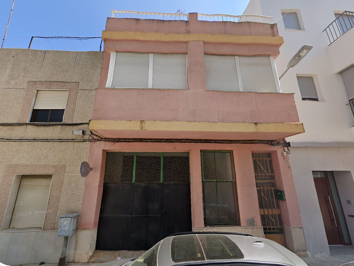 House with ground floor and first floor located on Calle Vicenta Carrasquer, Sueca (Valencia). FR 18507 RP Sueca