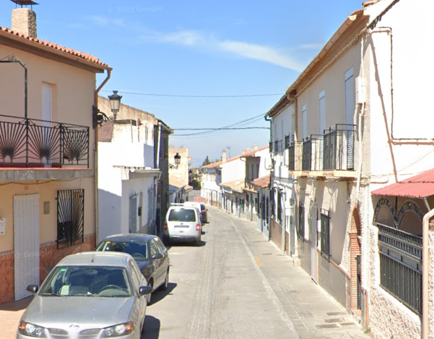 Derechos sobre la finca en Calle Serrallo, 17 de Gójar, Granada.