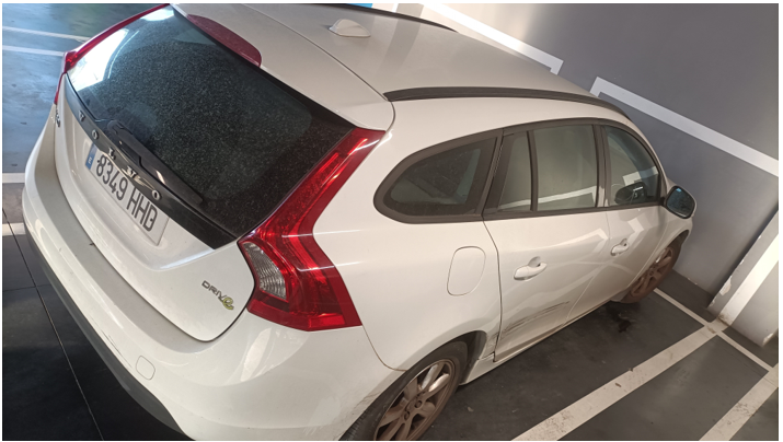 Vehículo Volvo V60 matrícula 8349-HHD