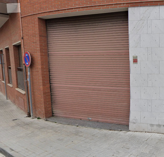 Local comercial 6 sito en Avda. Montserrat. de Sant Quintí de Medina (Barcelona). FR 2341 RP Vilafranca del Penedés