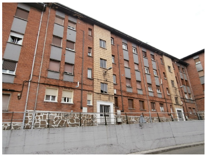 50% de la Vivienda en Cs Cotayo 16 de Siero, (Asturias). FR 44035 RP Pola de SIero