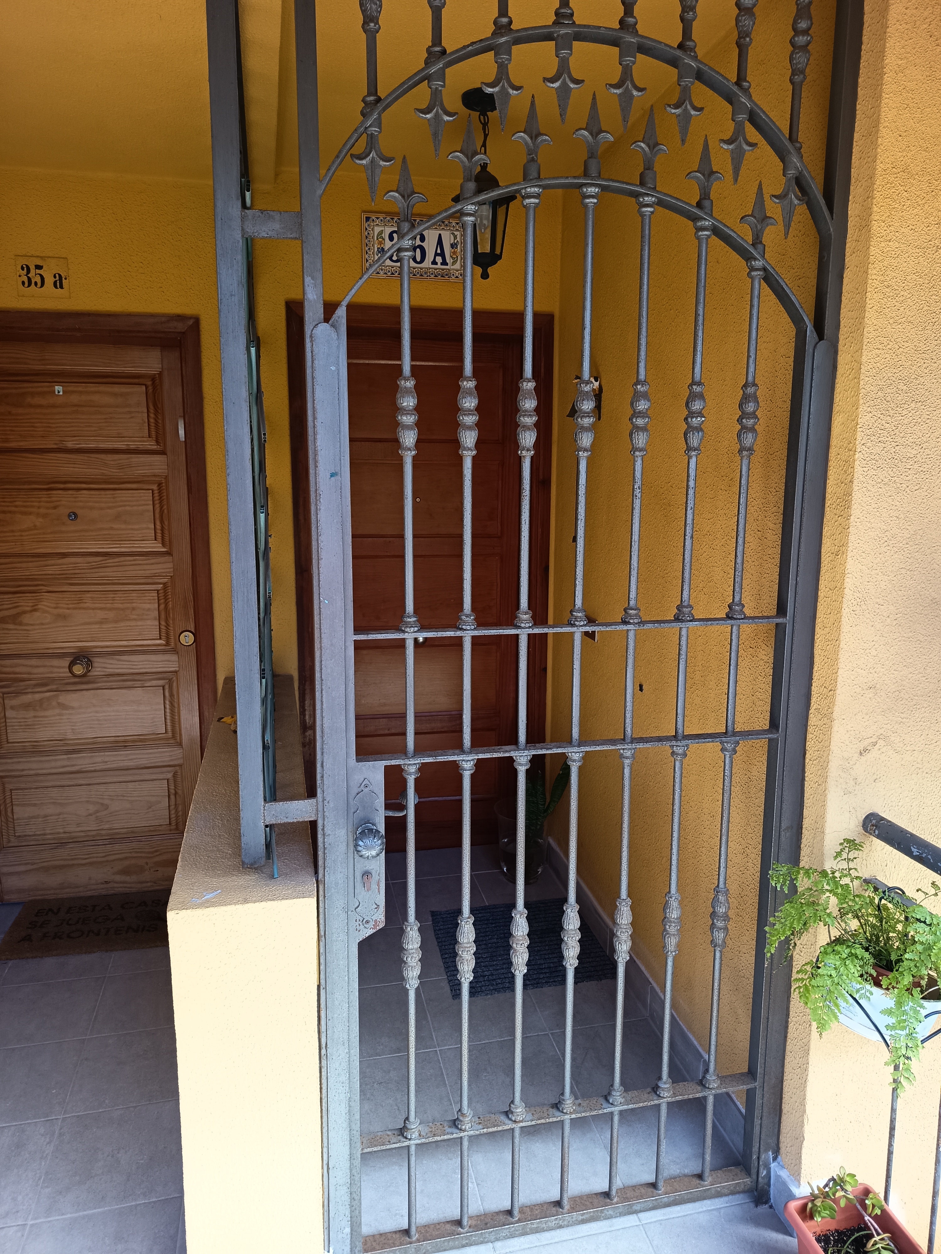 Vivienda dúplex C/Santa Maria Soledad de Santa Cruz de Tenerife. FR 27819 RP de La Laguna